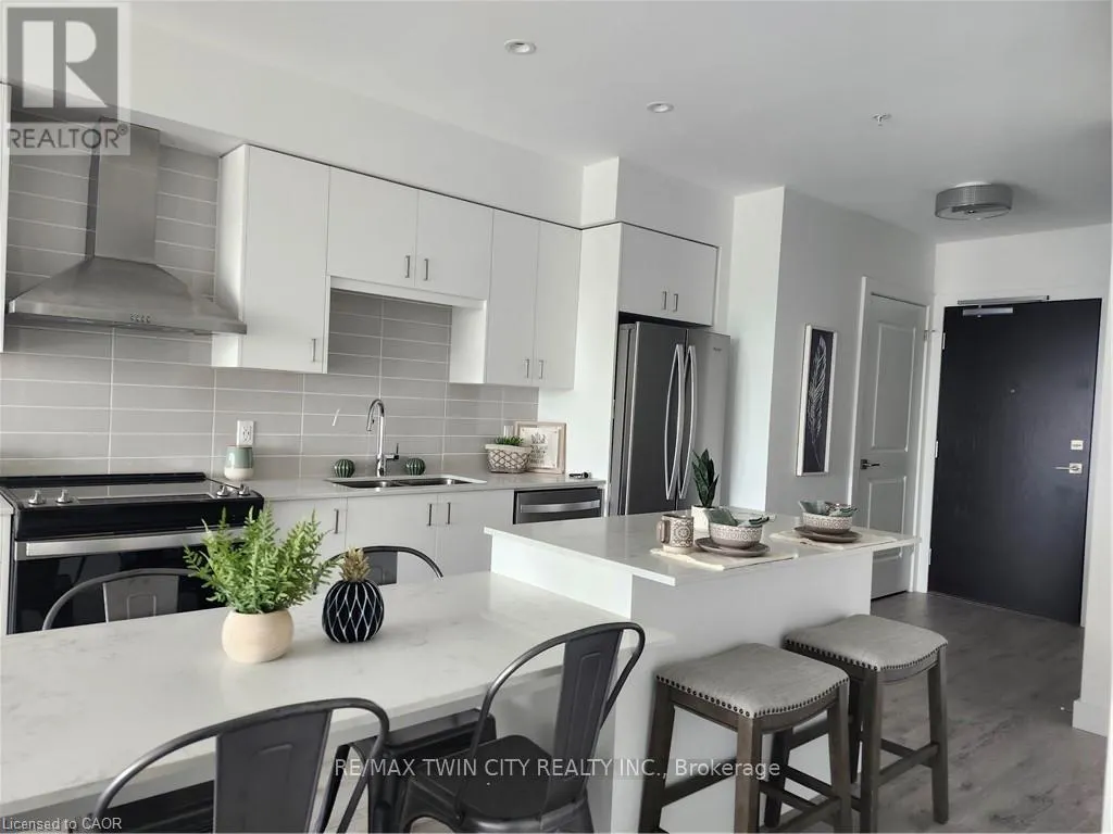 1211 - 15 GLEBE STREET
