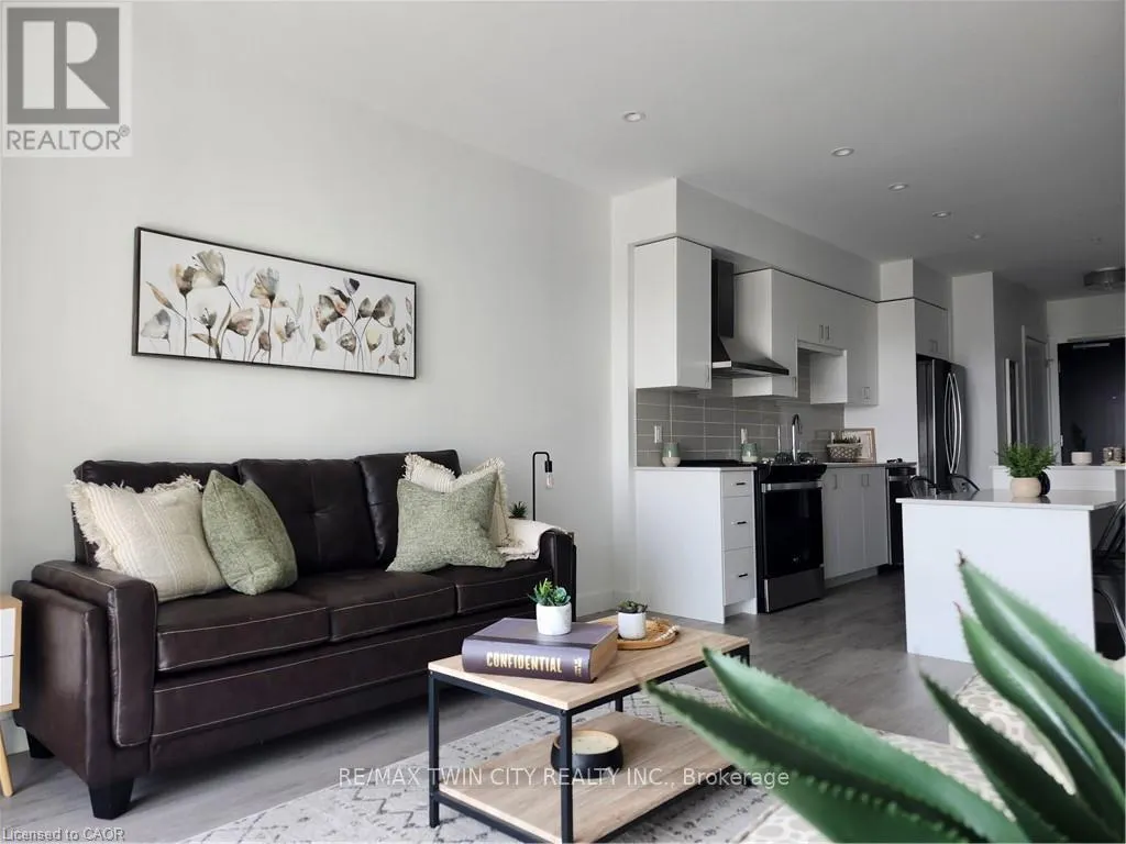 1211 - 15 GLEBE STREET