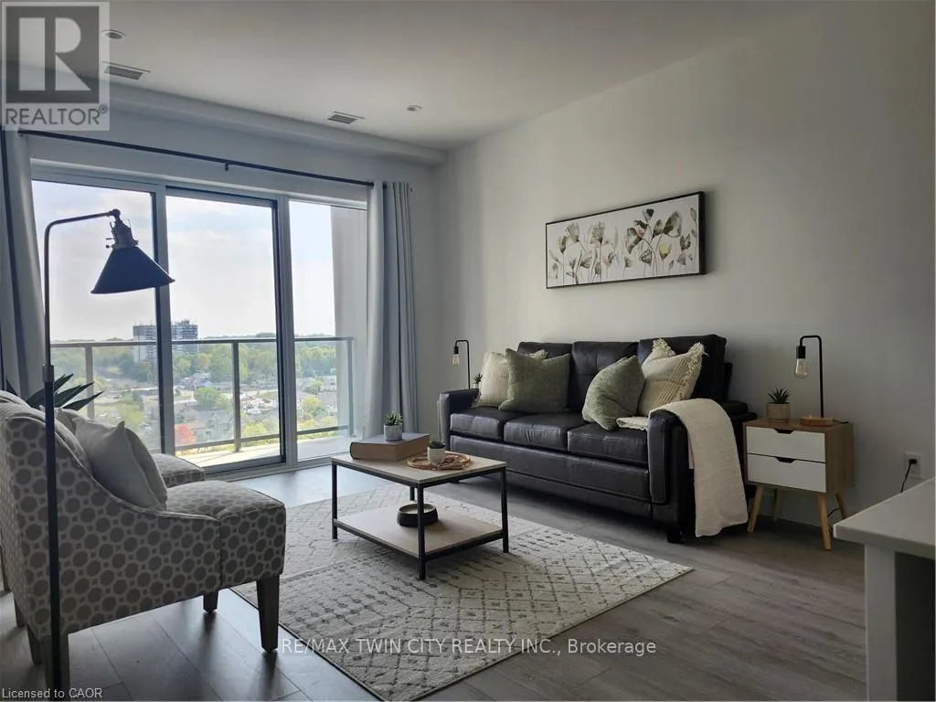 1211 - 15 GLEBE STREET