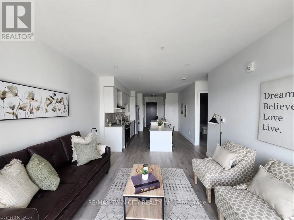 1211 - 15 GLEBE STREET