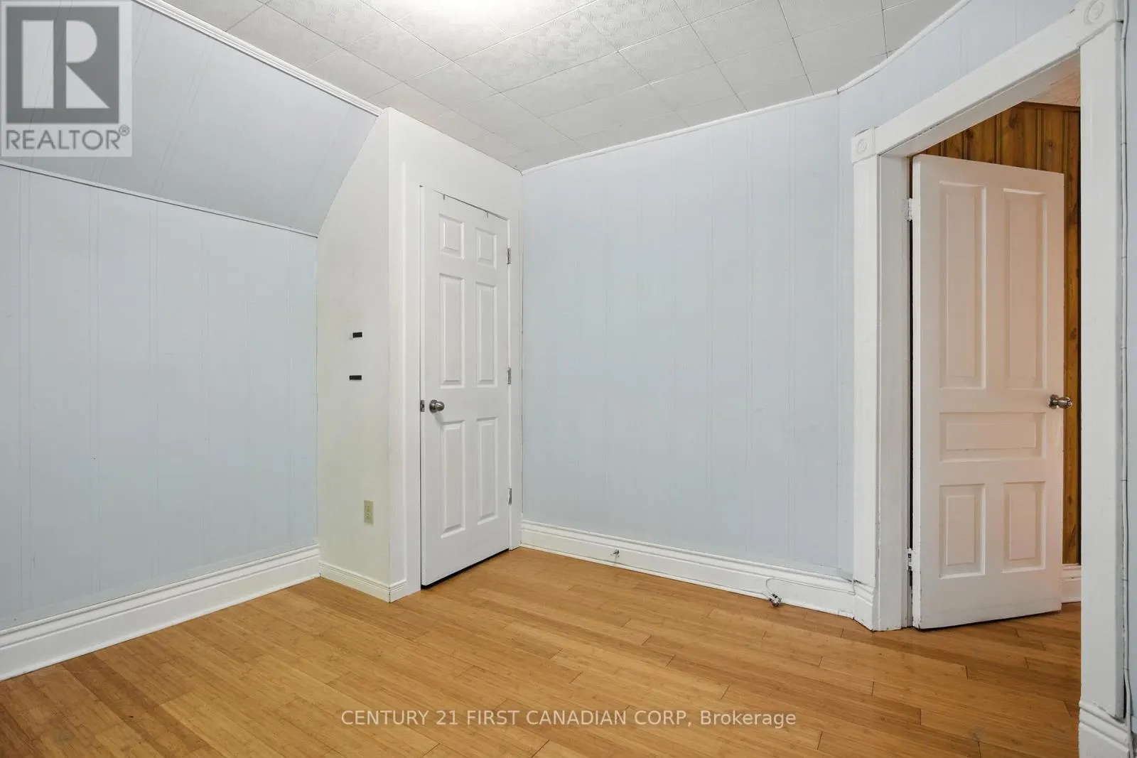 111 WHARNCLIFFE ROAD