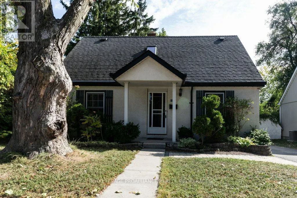 337 PALACE ROAD