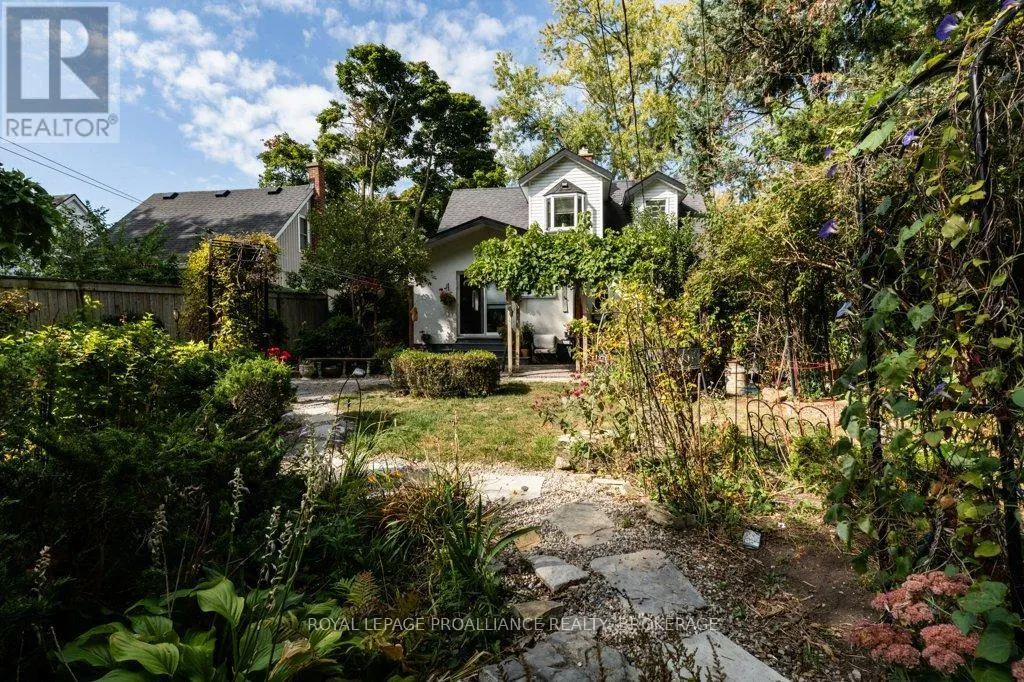 337 PALACE ROAD