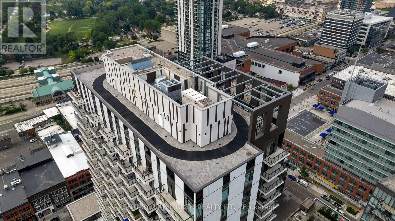 1507 - 85 DUKE STREET W