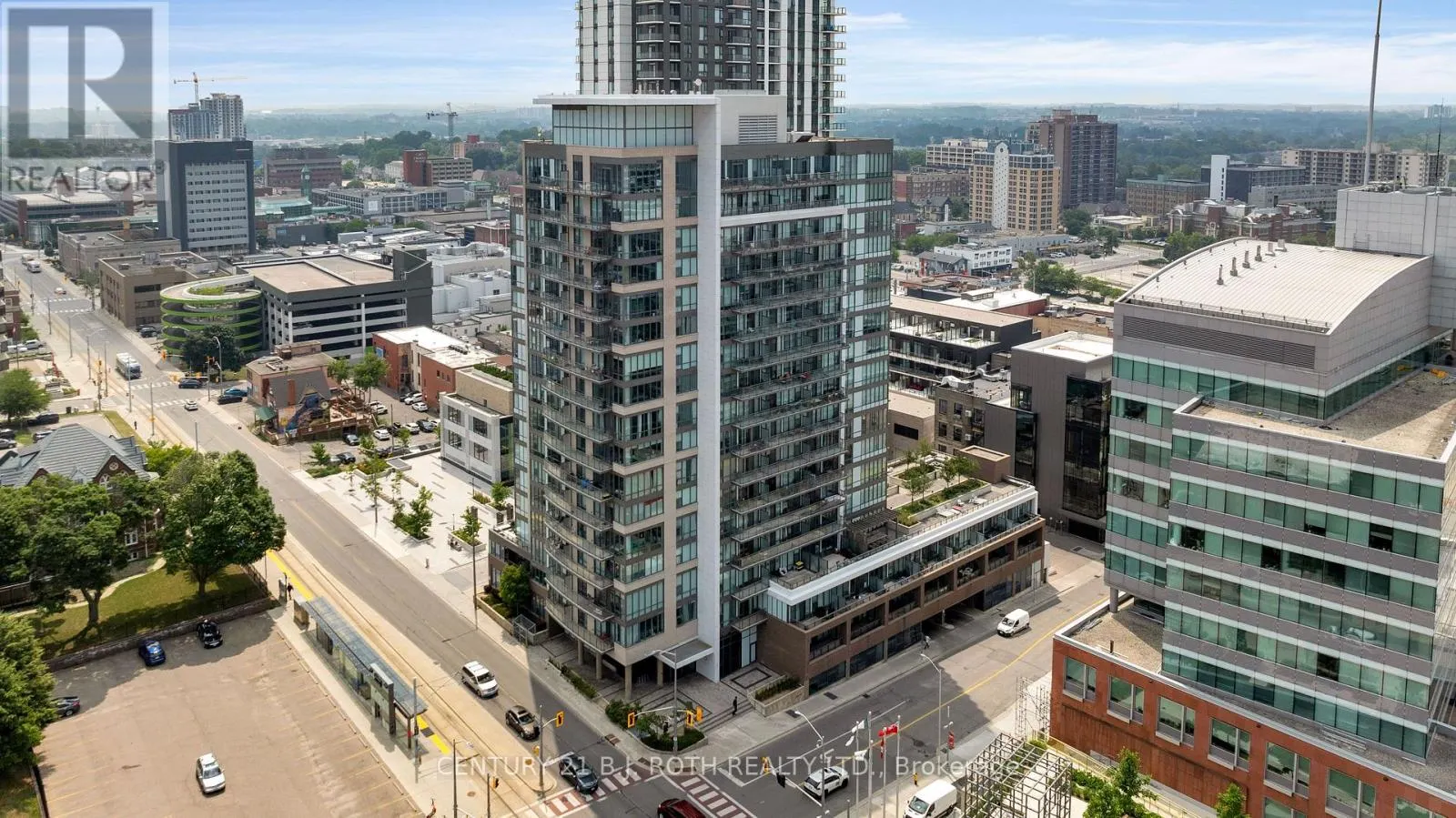 1507 - 85 DUKE STREET W