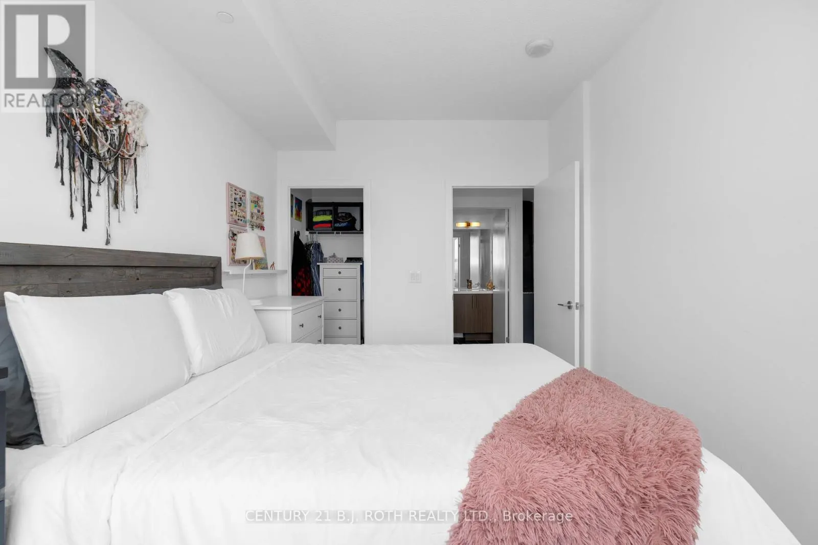 1507 - 85 DUKE STREET W