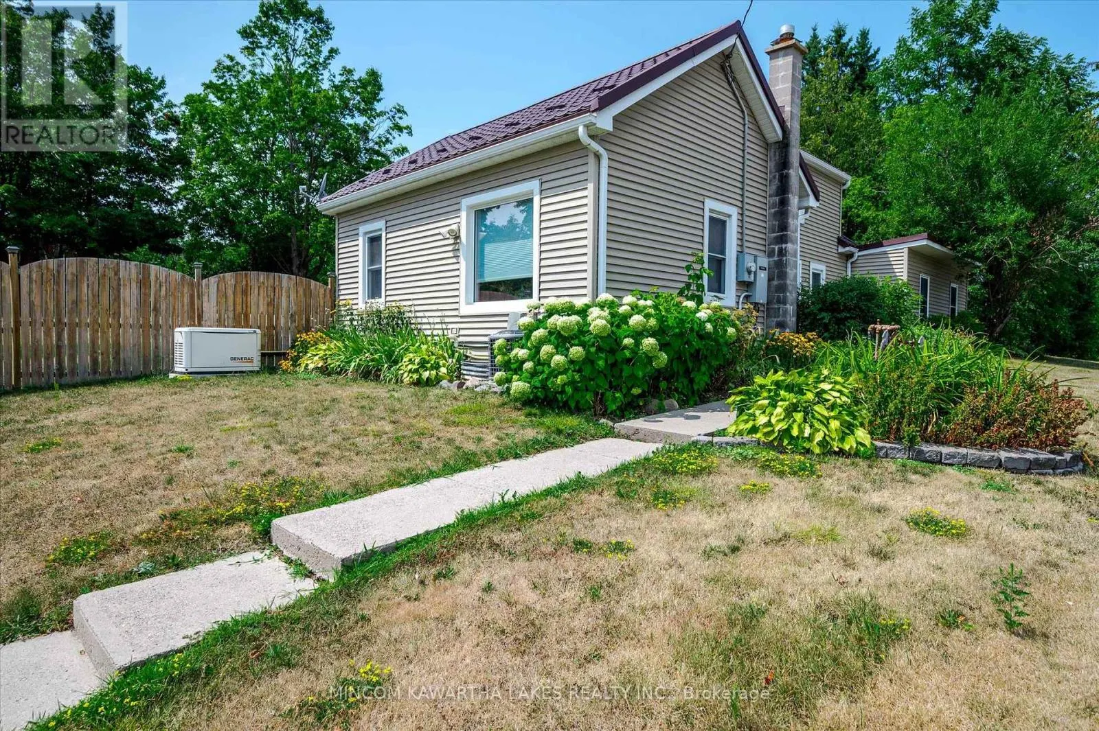 2466 QUEEN MARY STREET