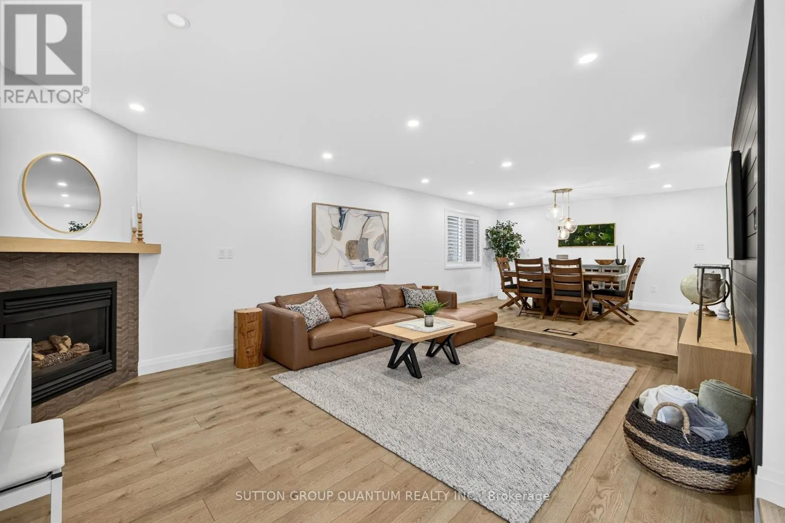 28 ENDEAVOUR DRIVE