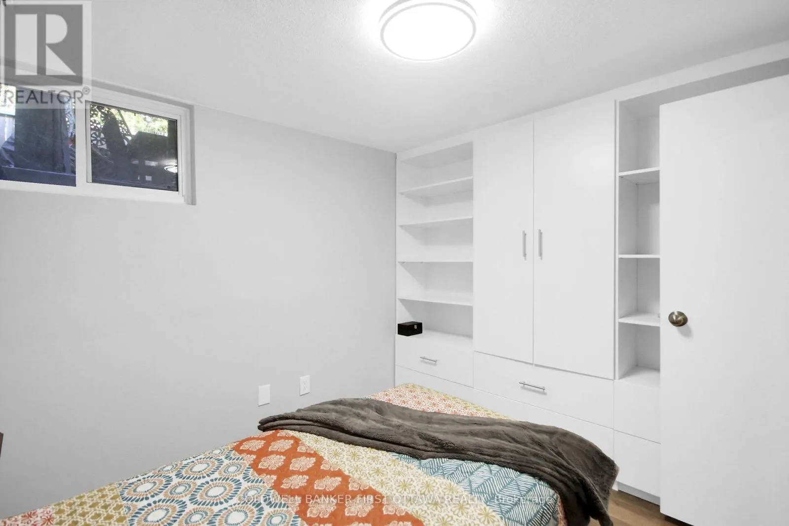28 - 1466 FOXWELL STREET N