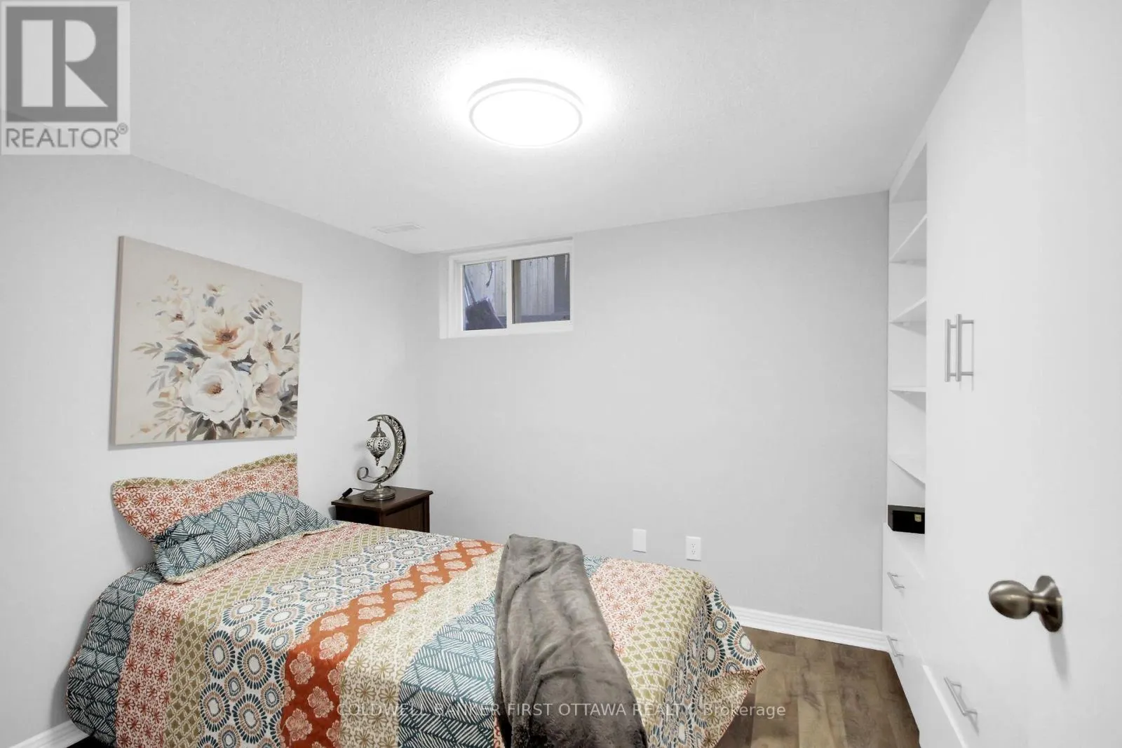 28 - 1466 FOXWELL STREET N