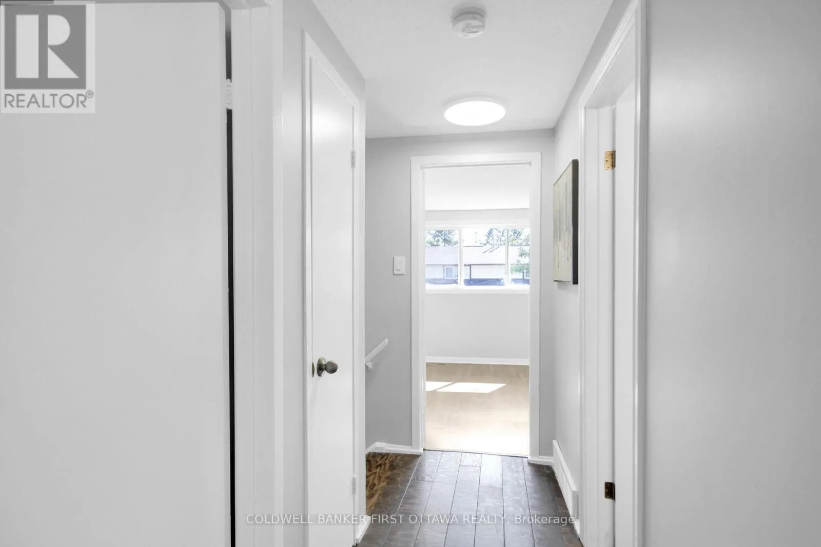 28 - 1466 FOXWELL STREET N
