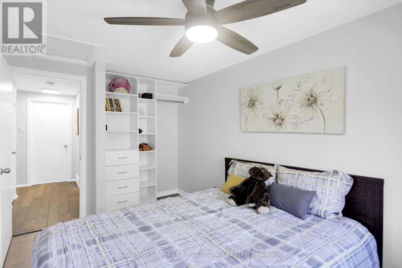 28 - 1466 FOXWELL STREET N