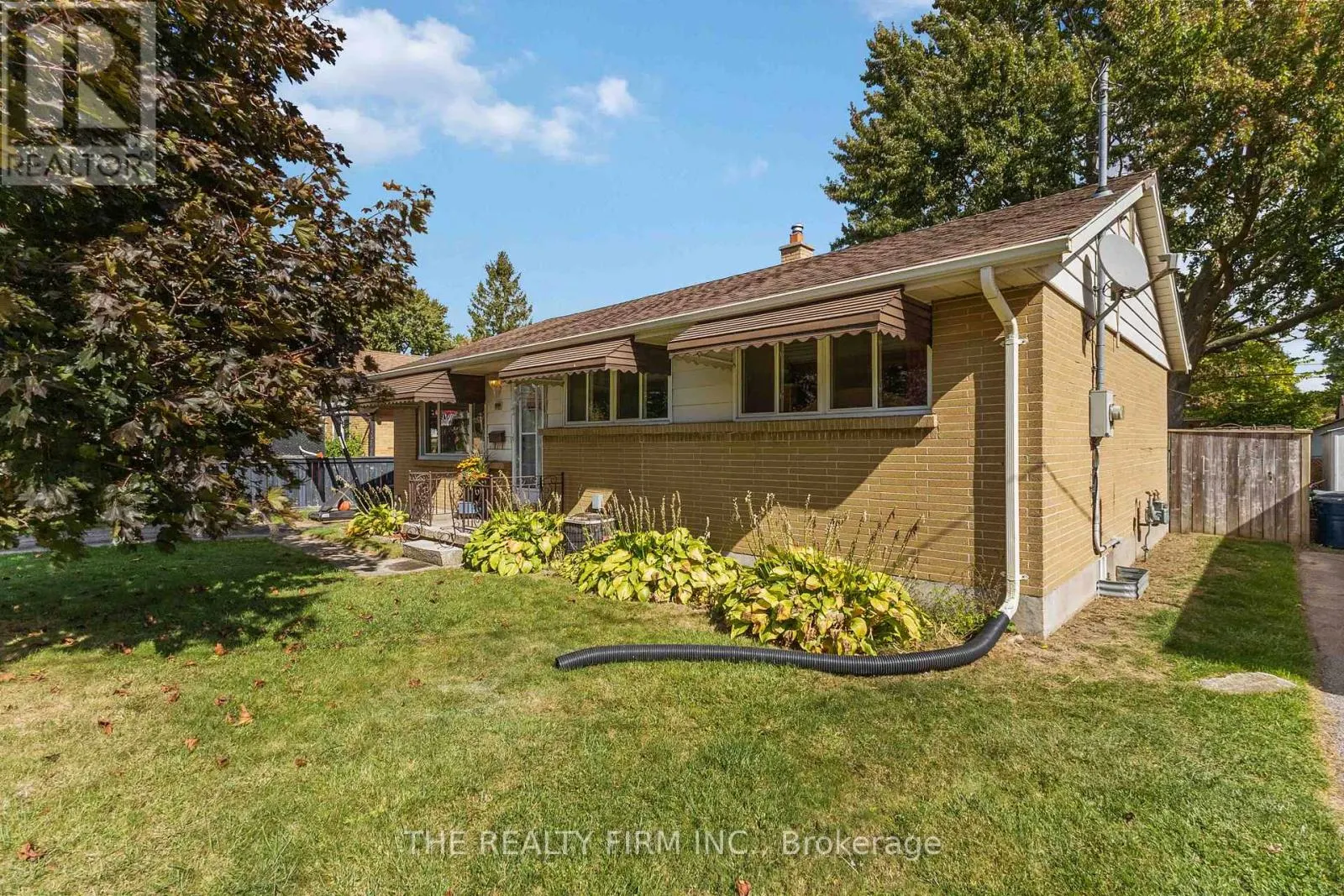 1919 DULUTH CRESCENT