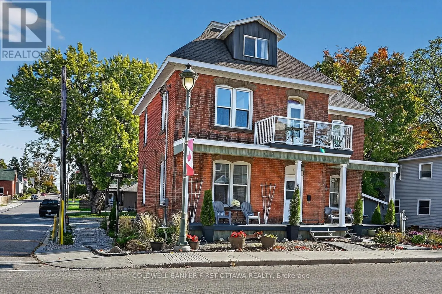 267 BRIDGE STREET