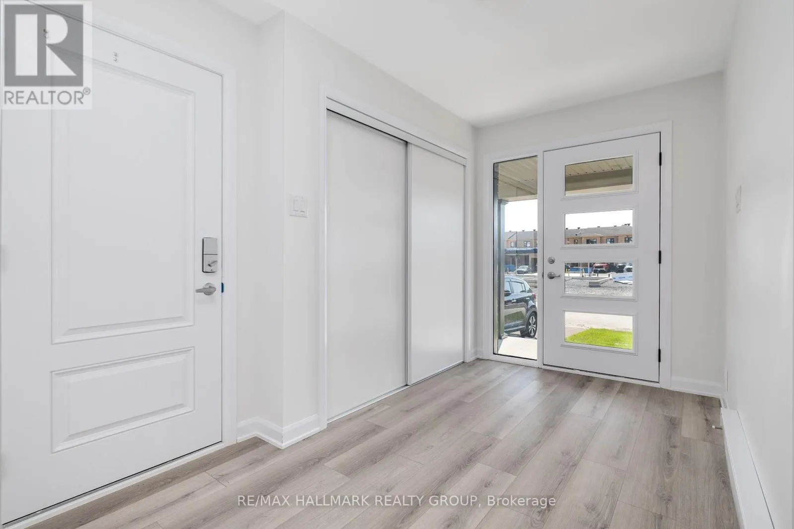 305 RAHEEN COURT