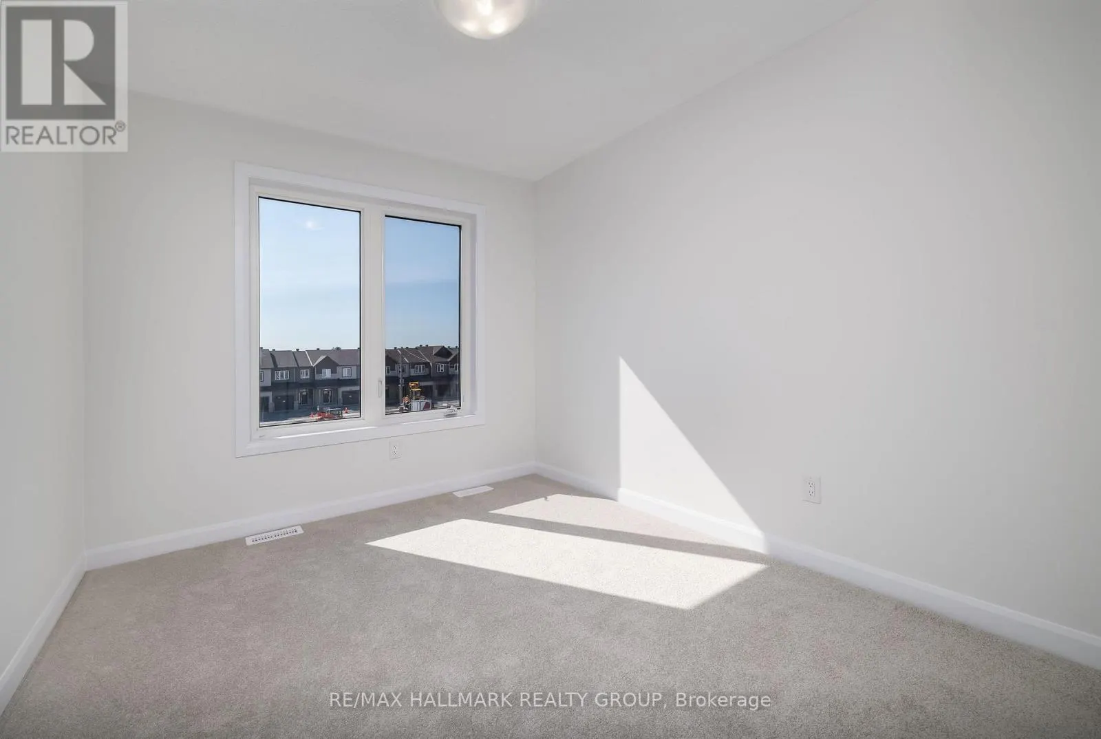 305 RAHEEN COURT