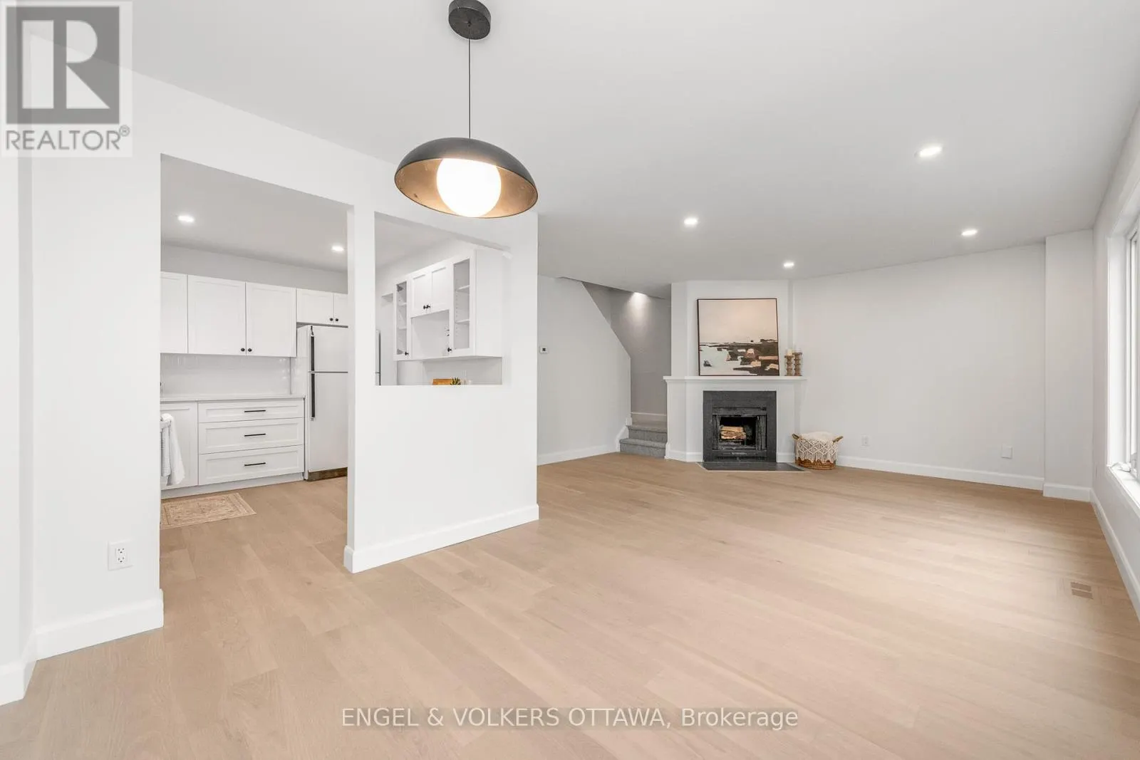 39 BENLARK ROAD