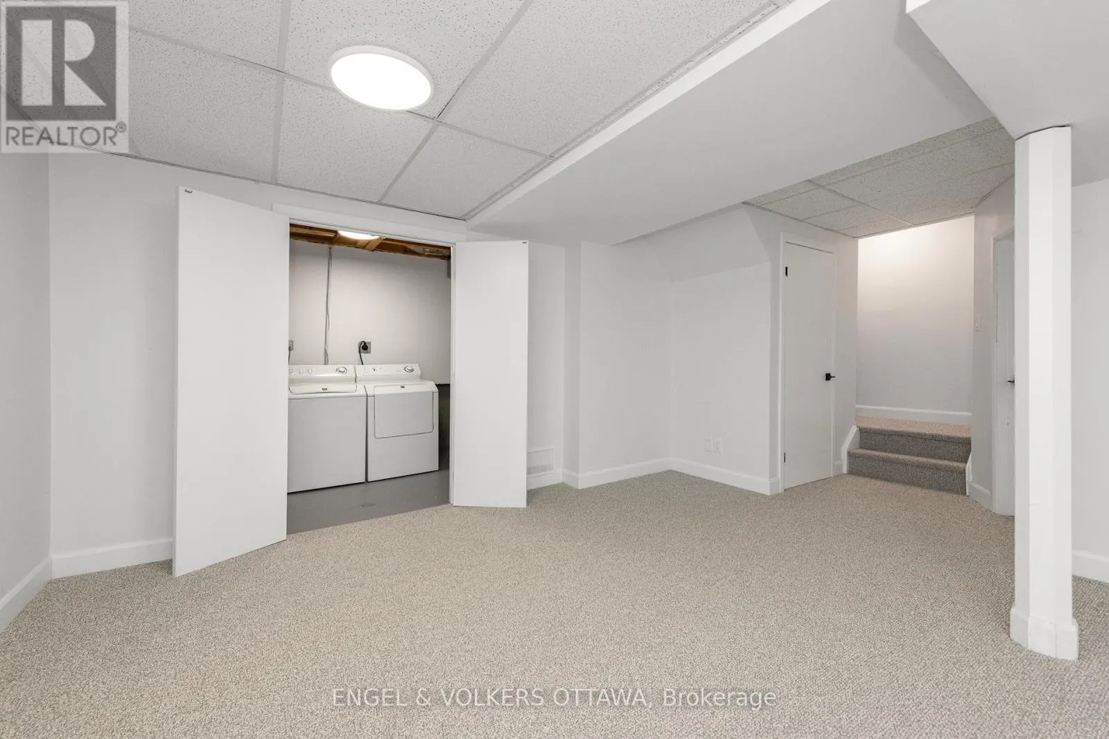 39 BENLARK ROAD