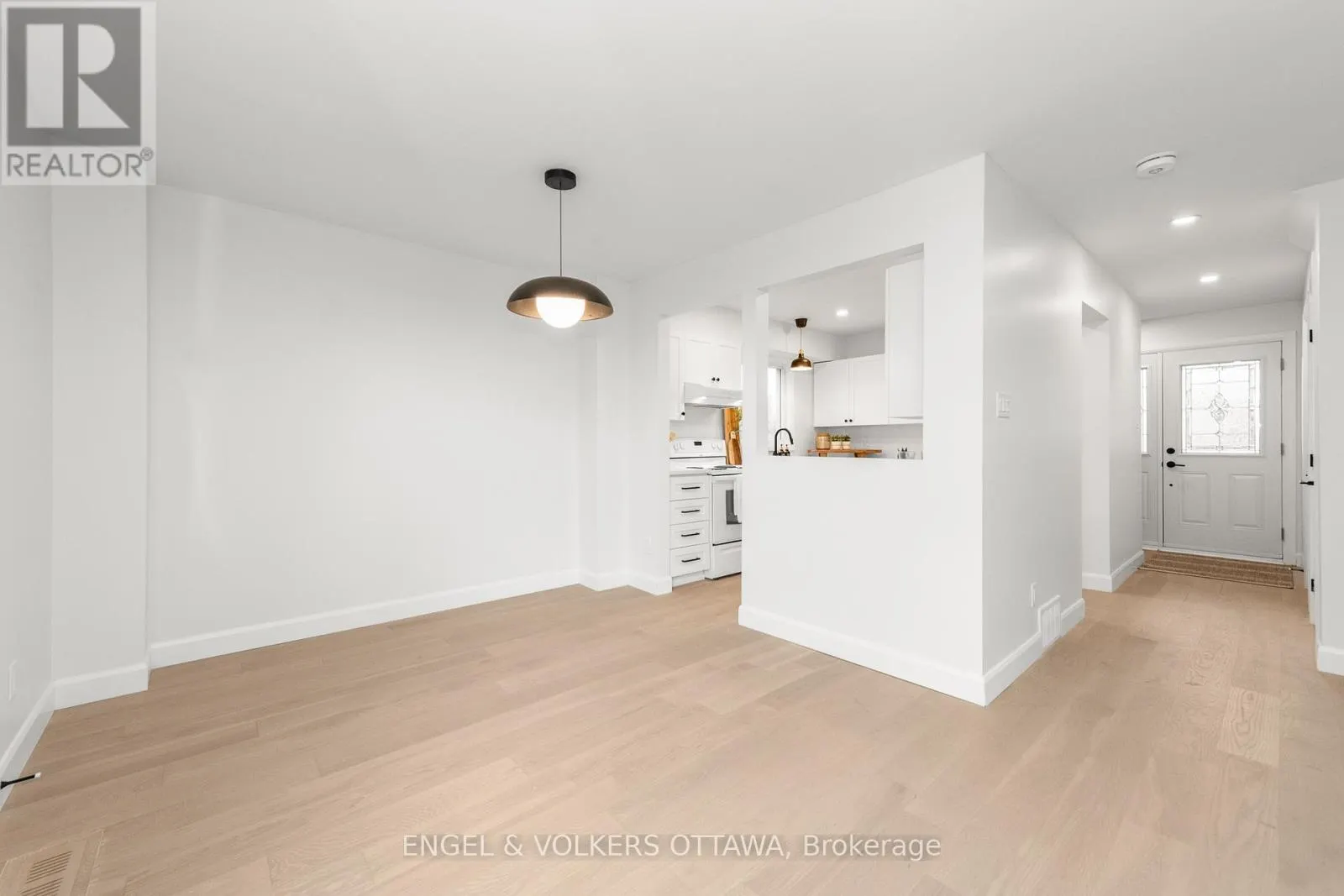 39 BENLARK ROAD