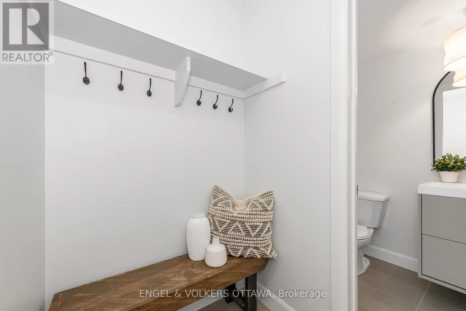 39 BENLARK ROAD