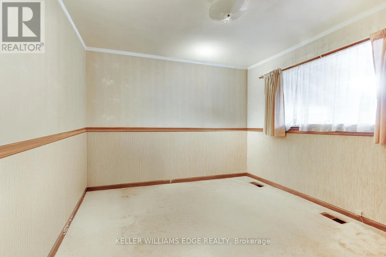 63 HARDALE CRESCENT