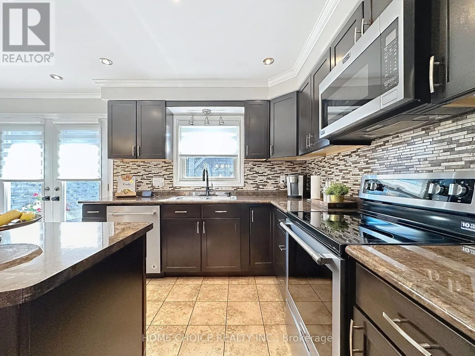 49 RIVIERA RIDGE