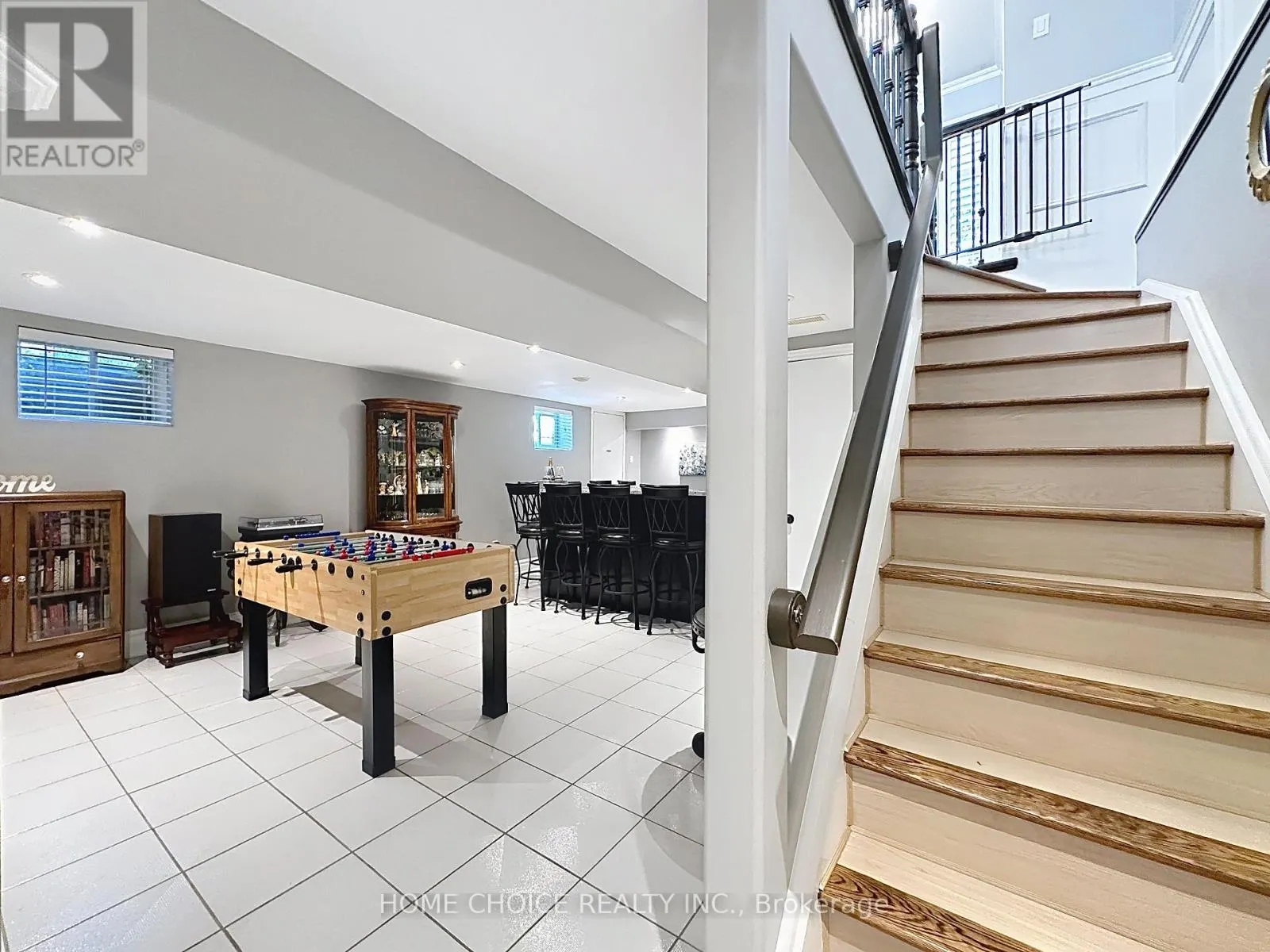 49 RIVIERA RIDGE