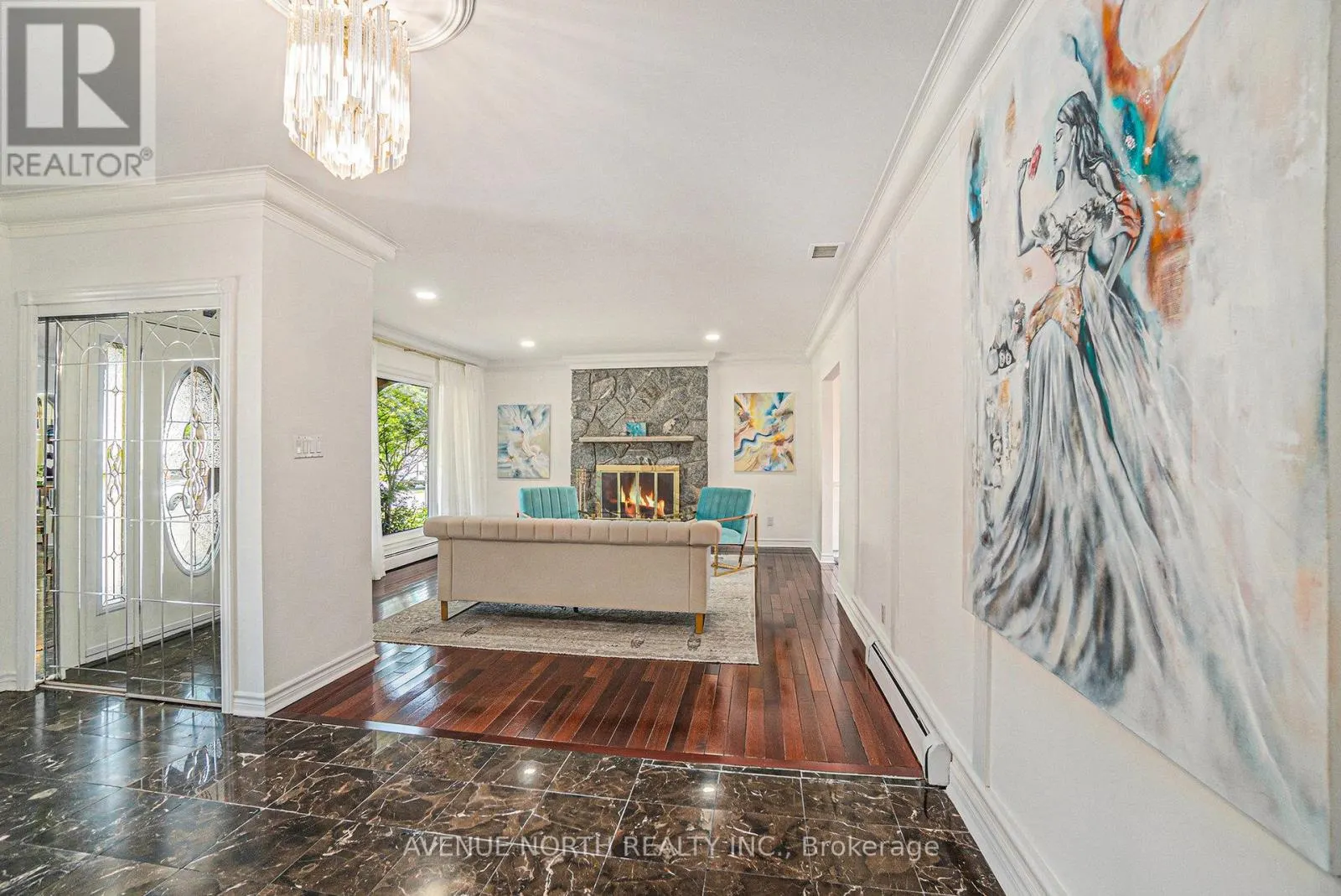 6 MOSGROVE AVENUE