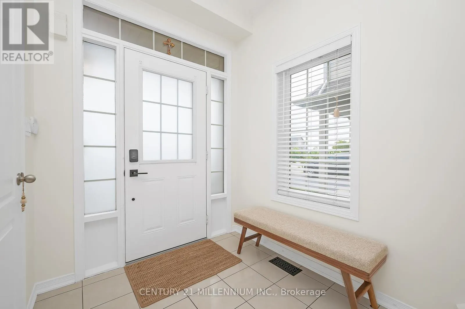 43 BANKFIELD CRESCENT