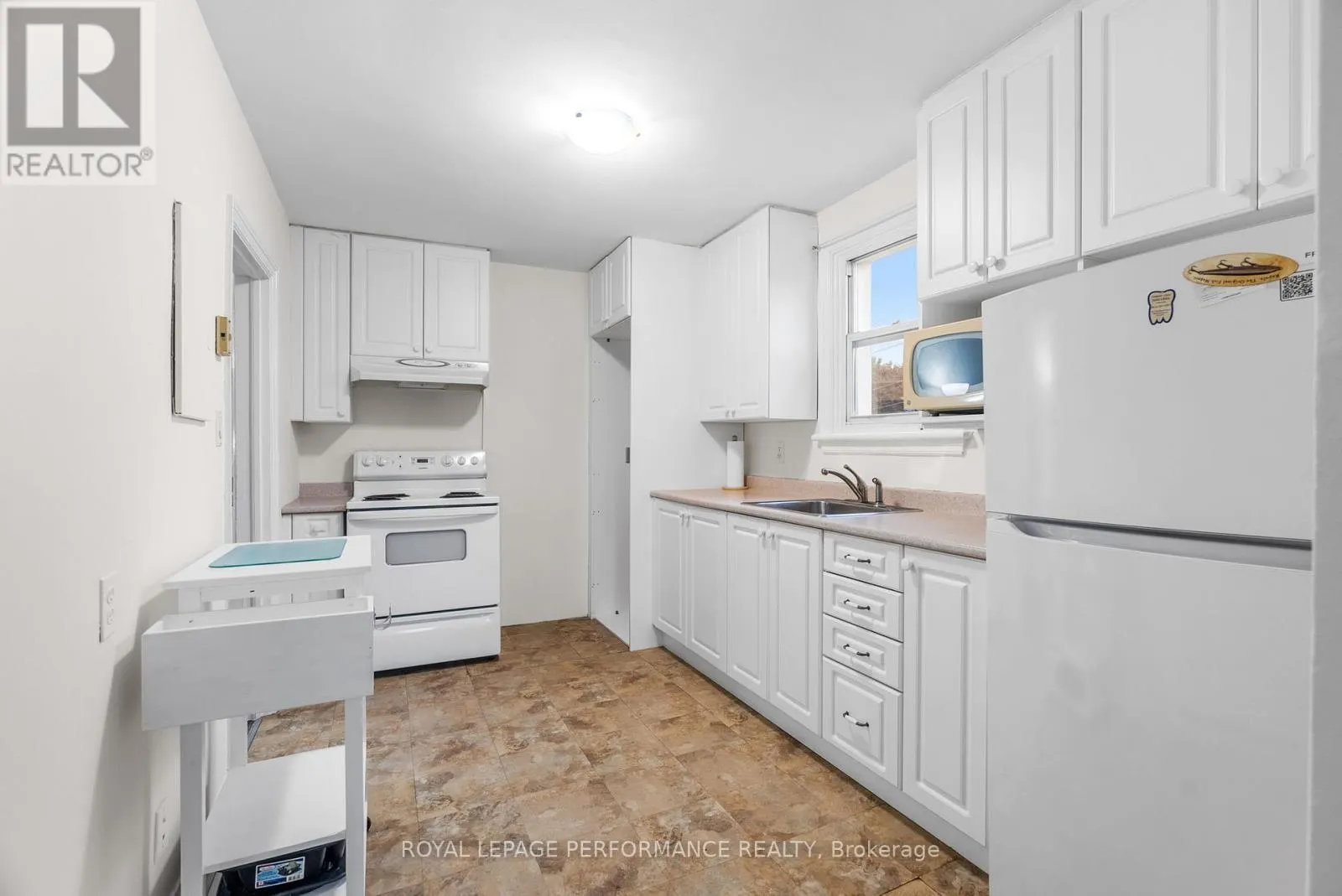 72 DAGMAR AVENUE