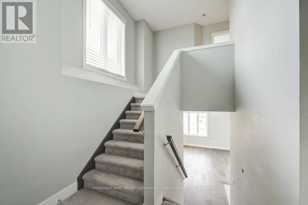 62 - 745 CHELTON ROAD