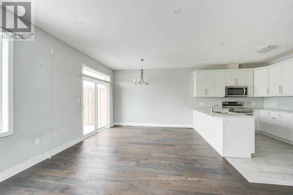 62 - 745 CHELTON ROAD