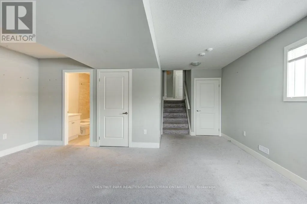 62 - 745 CHELTON ROAD