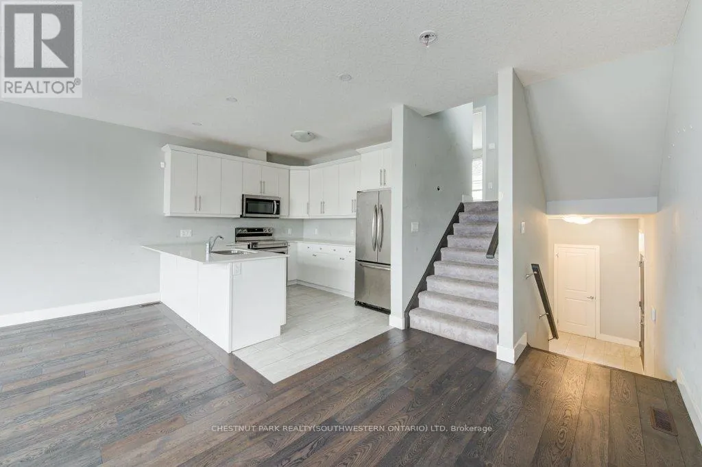 62 - 745 CHELTON ROAD