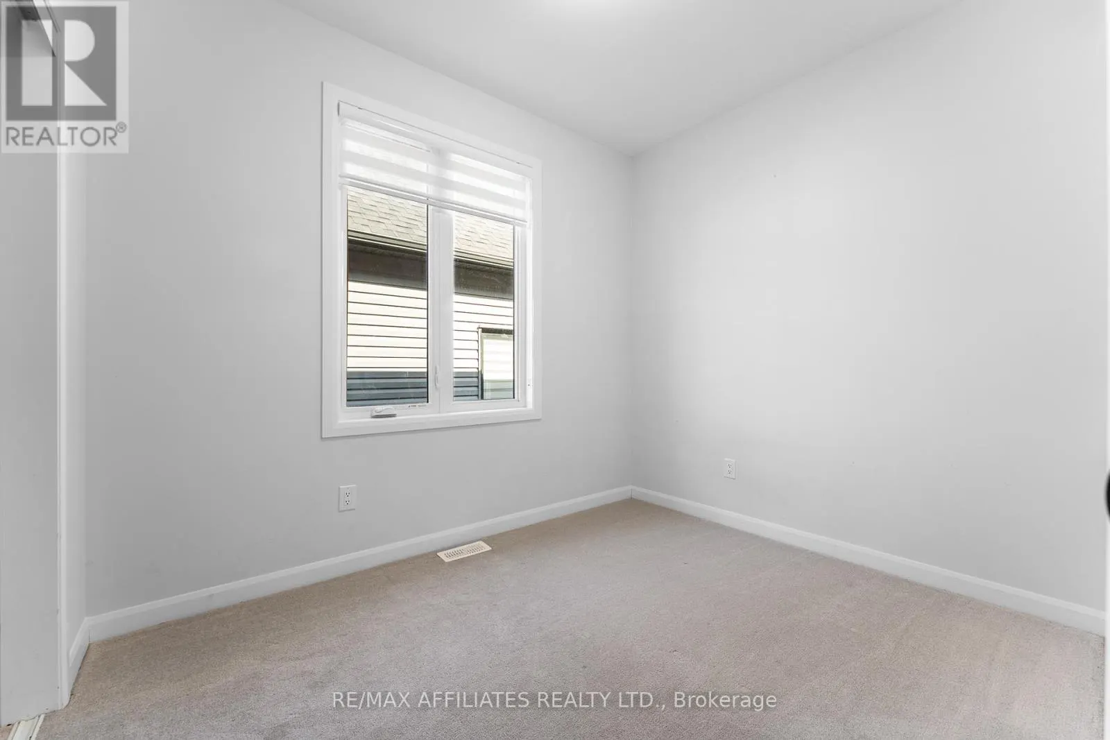 140 SHALLOW POND PLACE