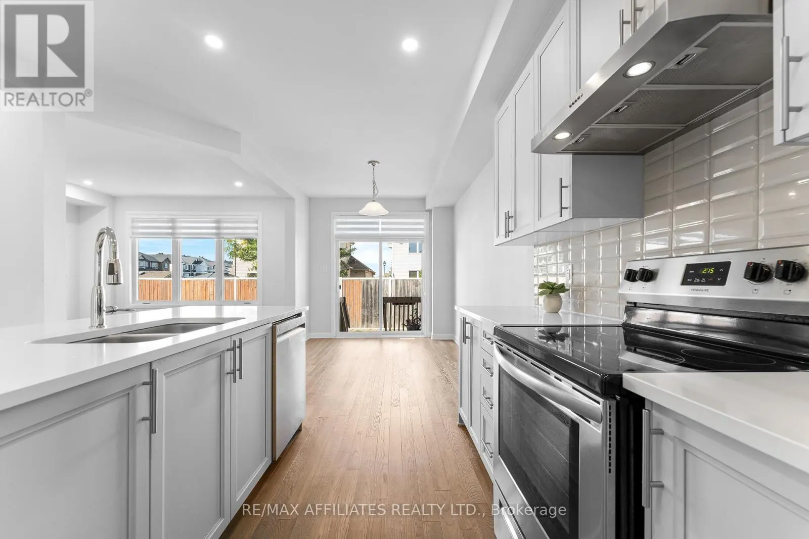 140 SHALLOW POND PLACE