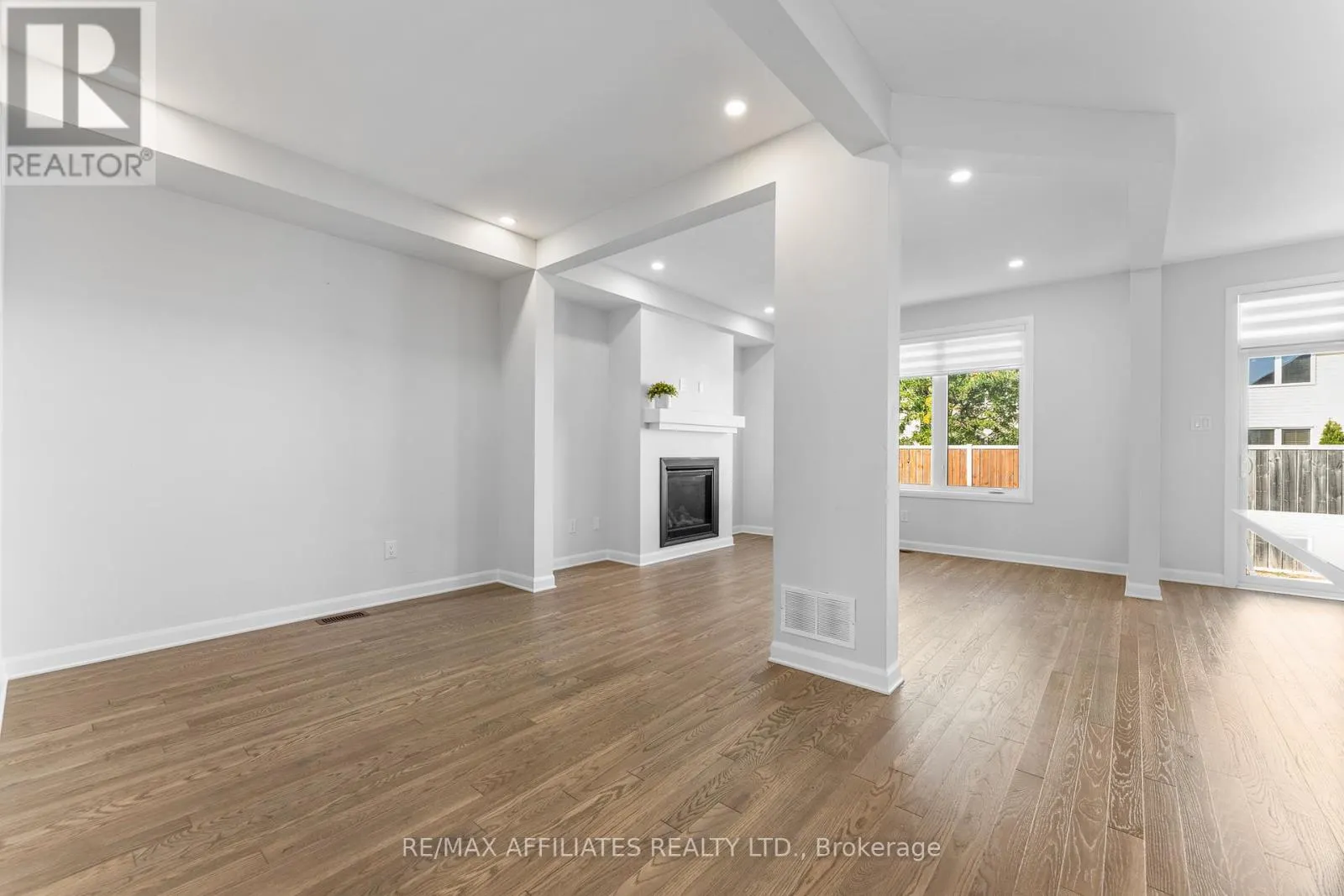140 SHALLOW POND PLACE