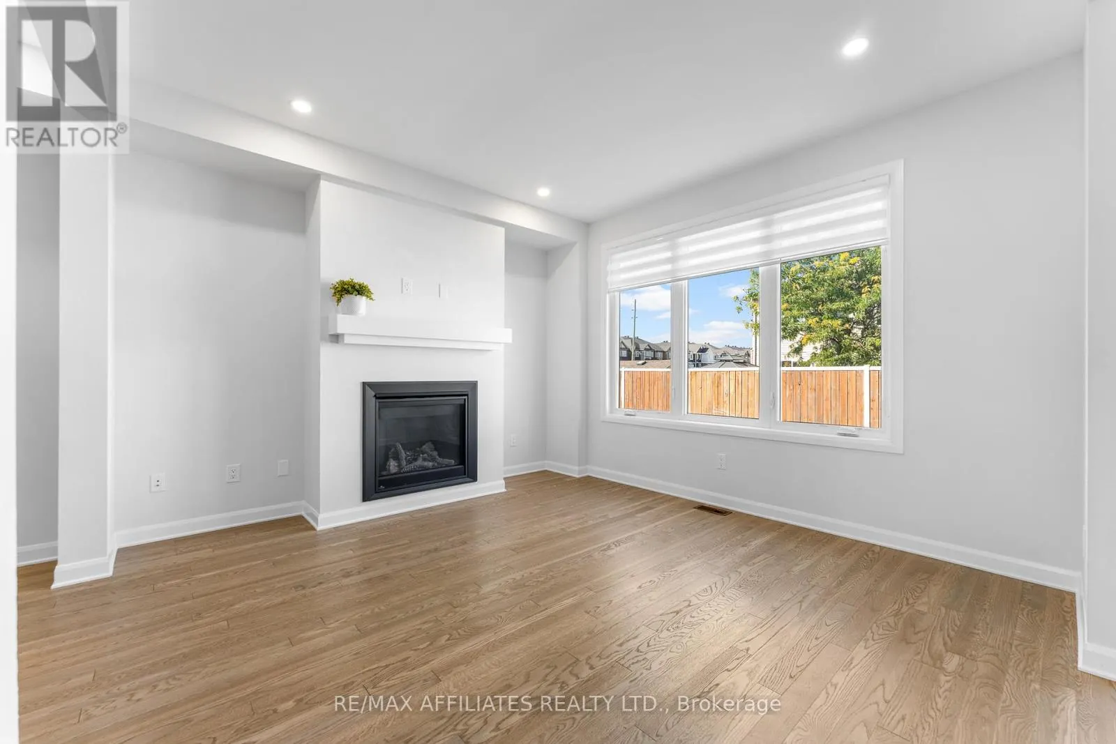 140 SHALLOW POND PLACE