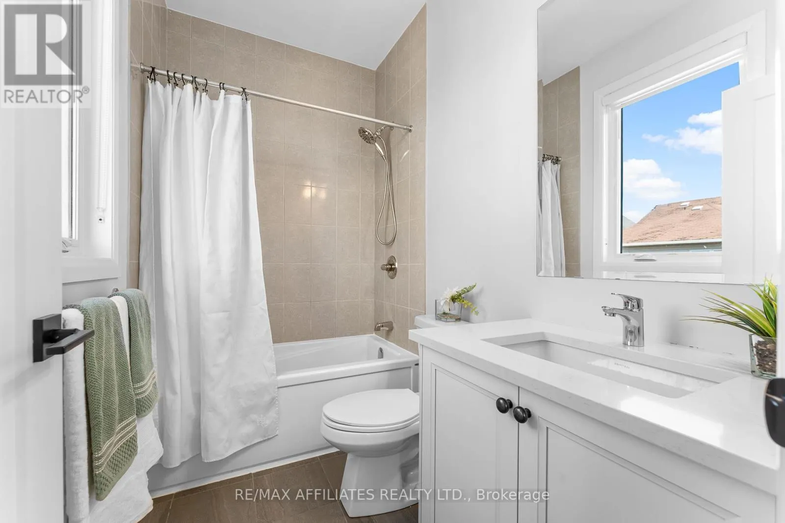 140 SHALLOW POND PLACE