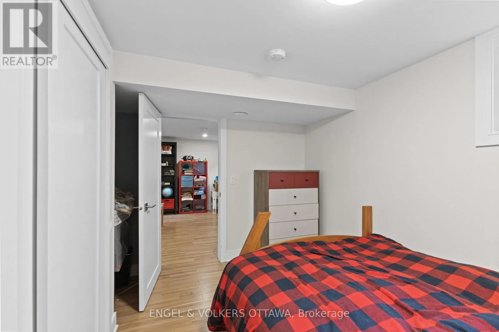 826 QUINLAN ROAD