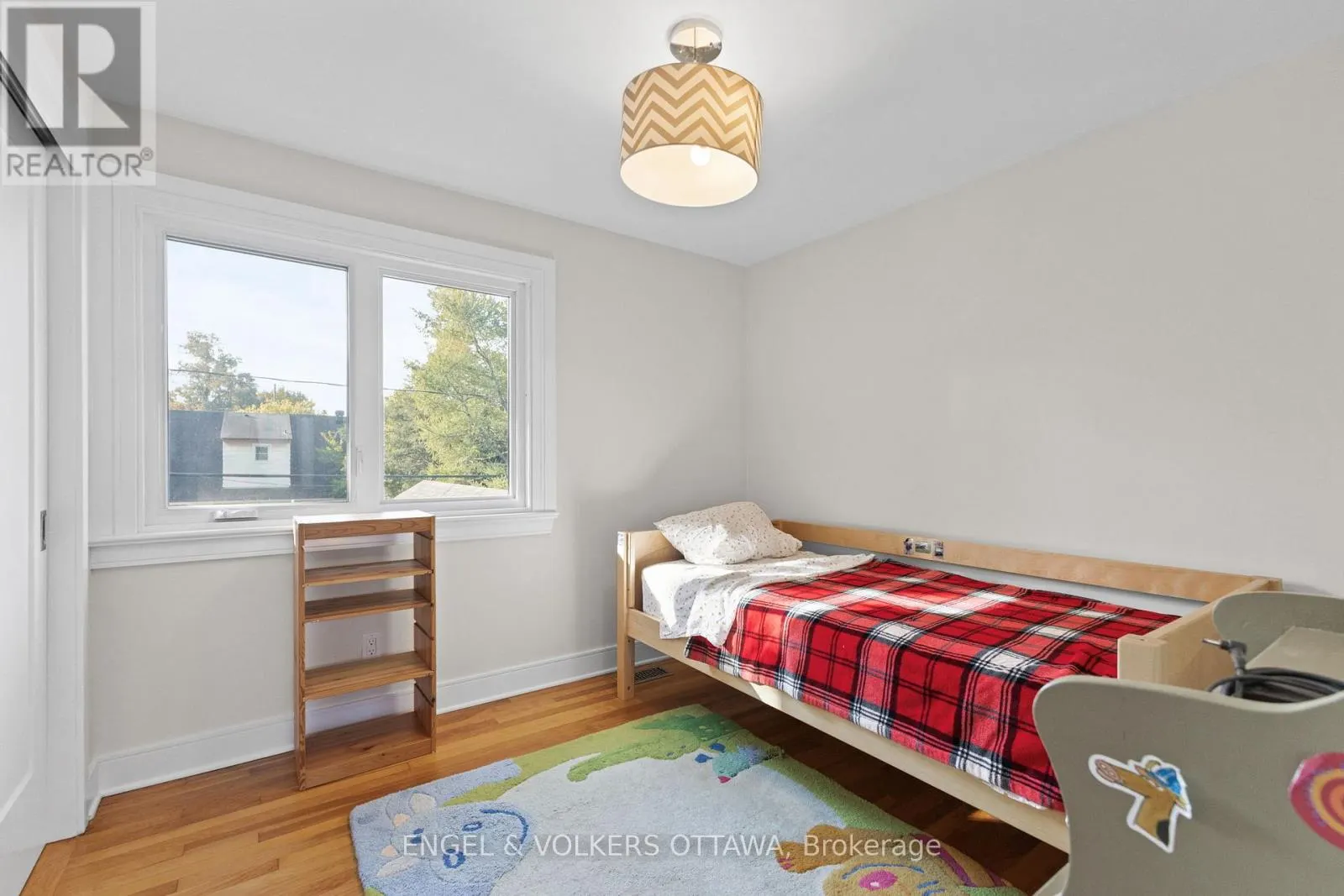 826 QUINLAN ROAD