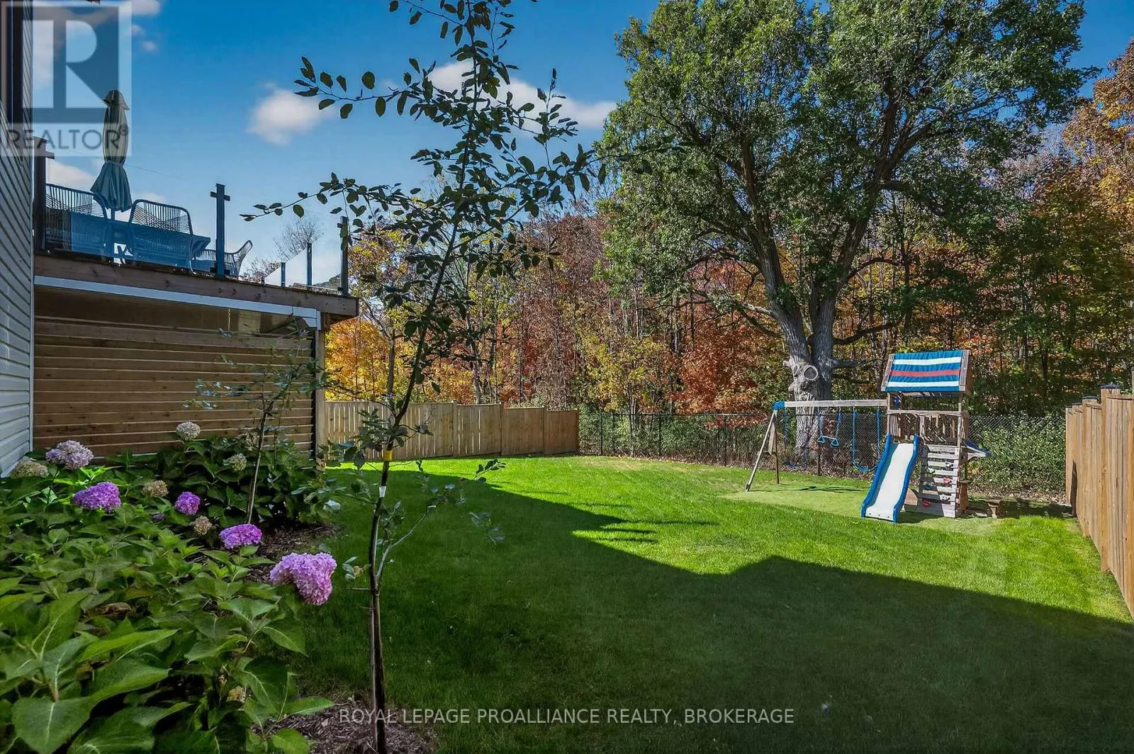 756 RIVERVIEW WAY