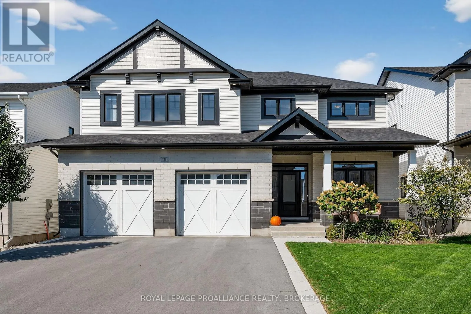 756 RIVERVIEW WAY