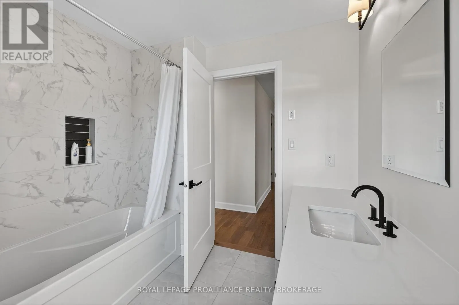 756 RIVERVIEW WAY