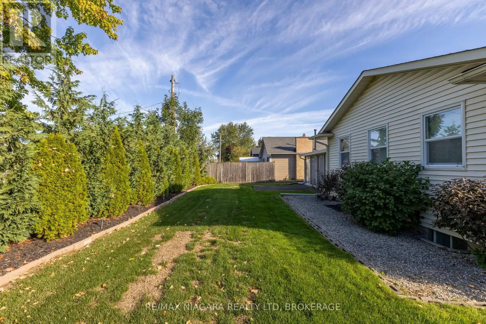 161 GREEN POINTE DRIVE