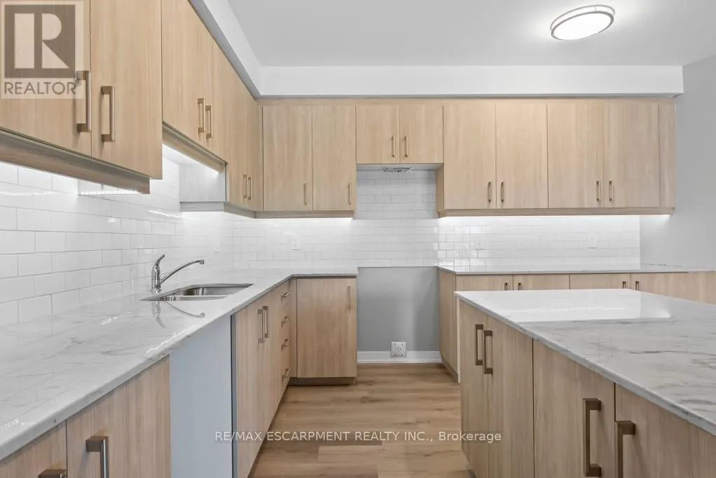 408 - 5002 KING STREET