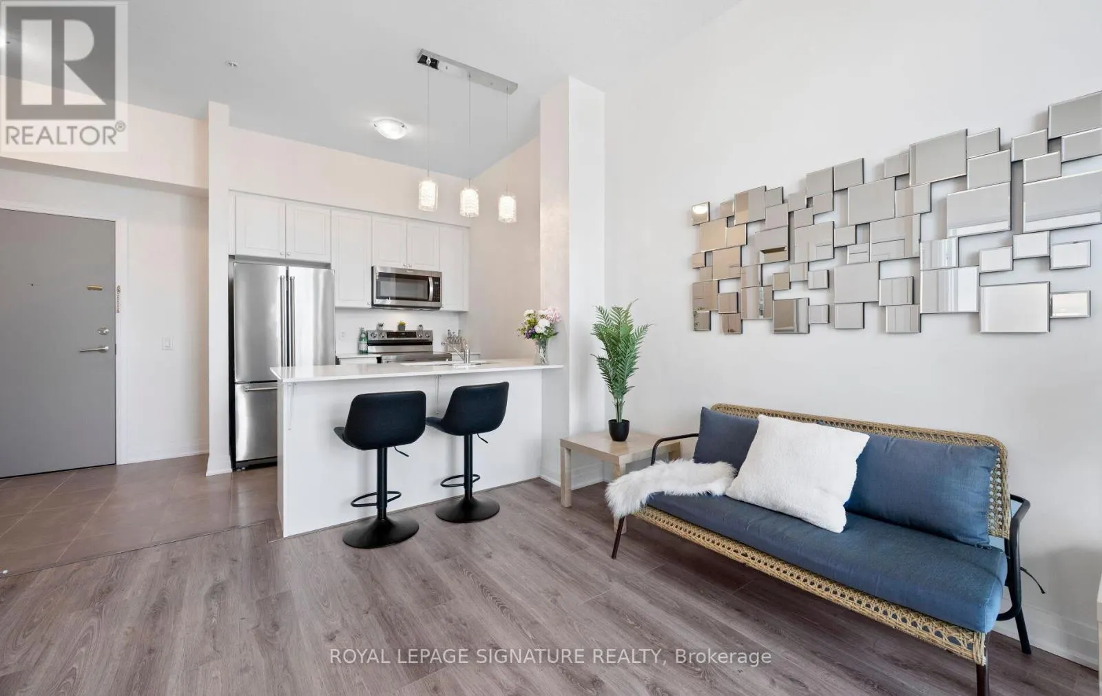 628 - 16 CONCORD PLACE