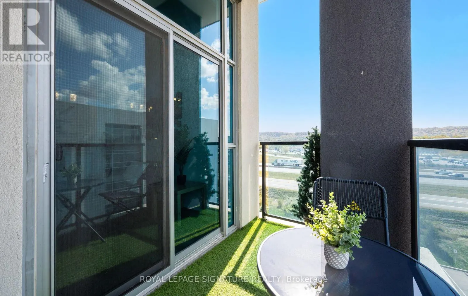 628 - 16 CONCORD PLACE