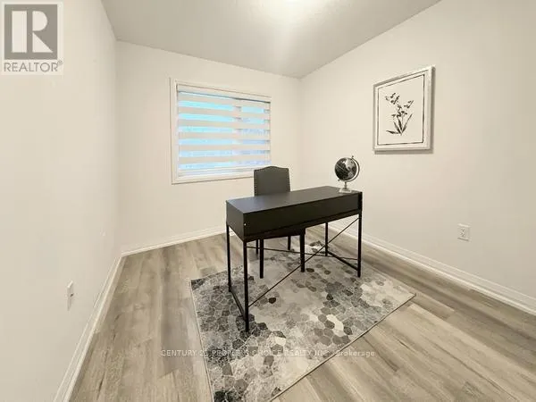 86 - 120 COURT DRIVE