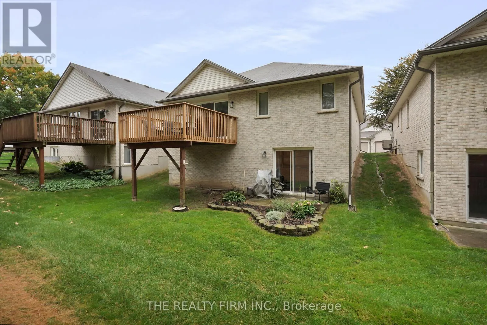 17 - 20 WINDEMERE PLACE, #17